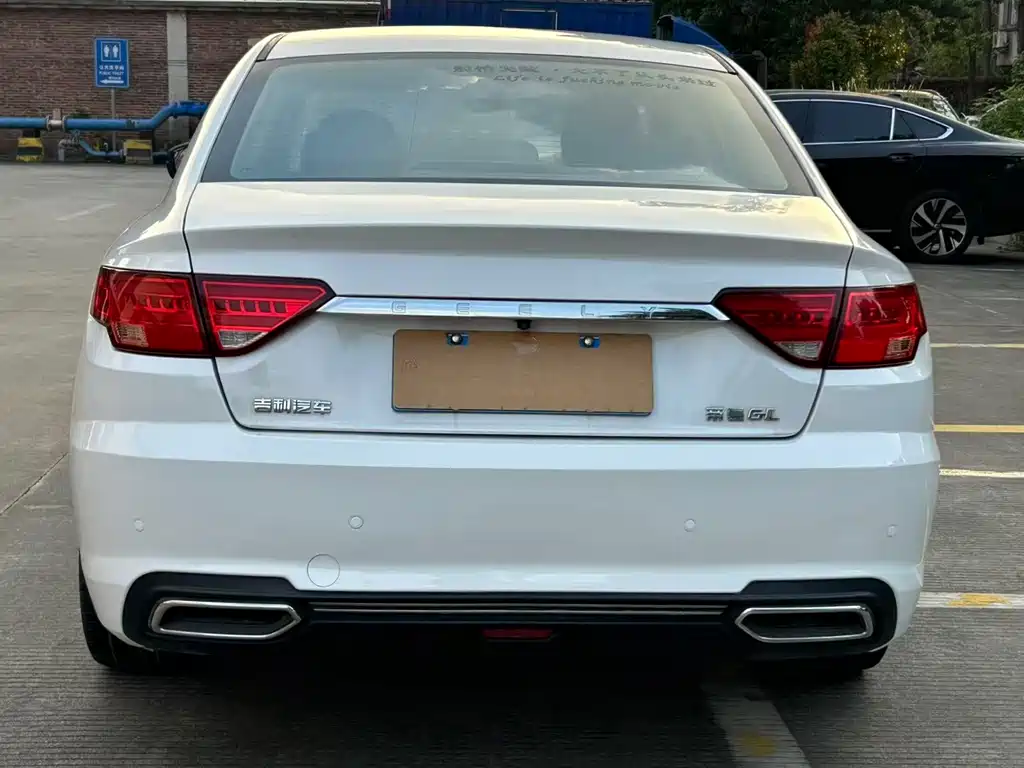 Geely Emgrand GL — миниатюра 5