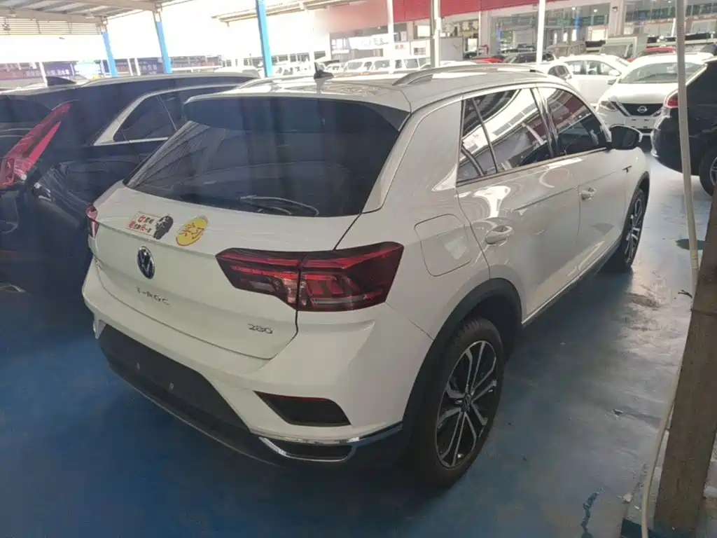 Volkswagen T-Roc — миниатюра 7