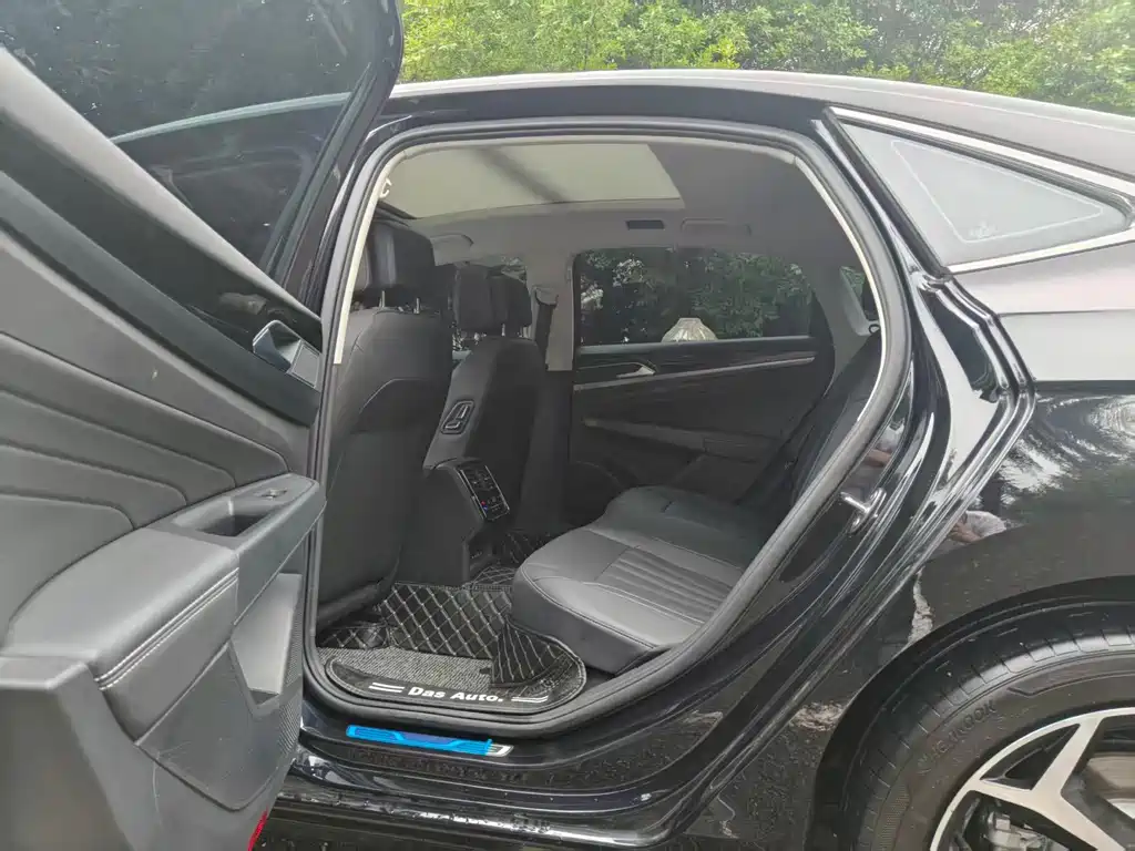 Volkswagen Passat — миниатюра 6