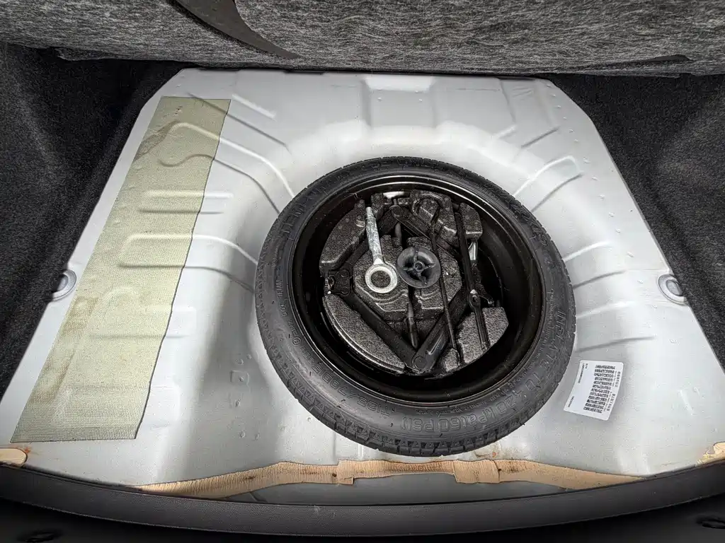 Buick Excelle — миниатюра 25
