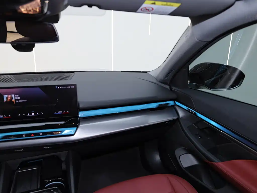 BMW i5 — миниатюра 19