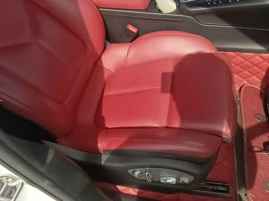 Porsche Macan — миниатюра 25