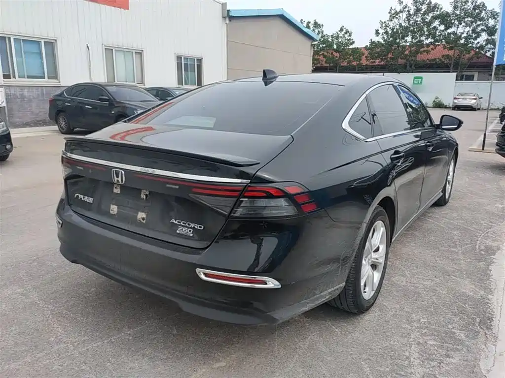 Honda Accord 2023 260TURBO Smart