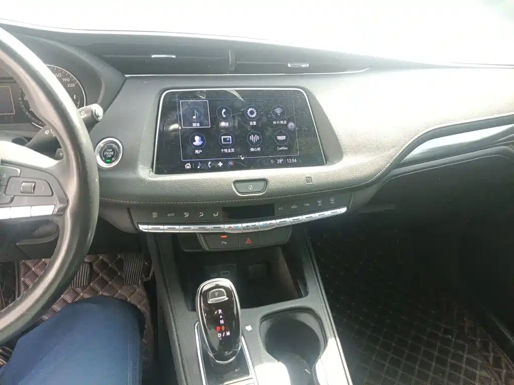 Cadillac XT4 — миниатюра 9