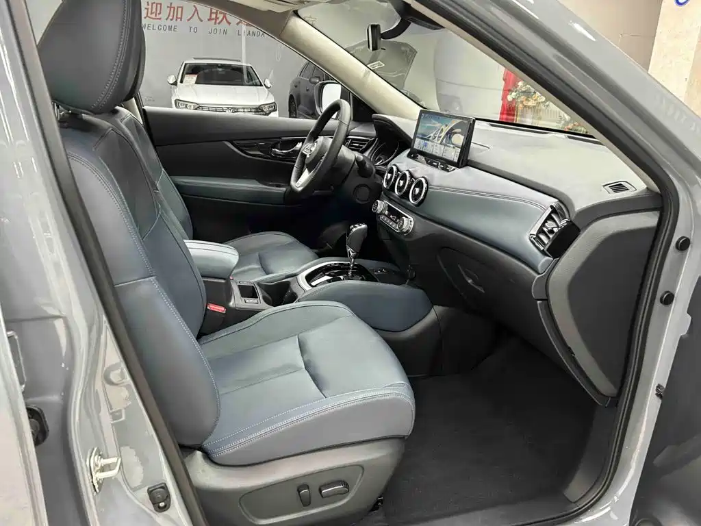 Nissan X-Trail — миниатюра 19