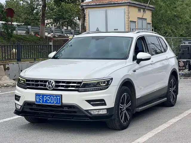VOLKSWAGEN TIGUAN L 2017