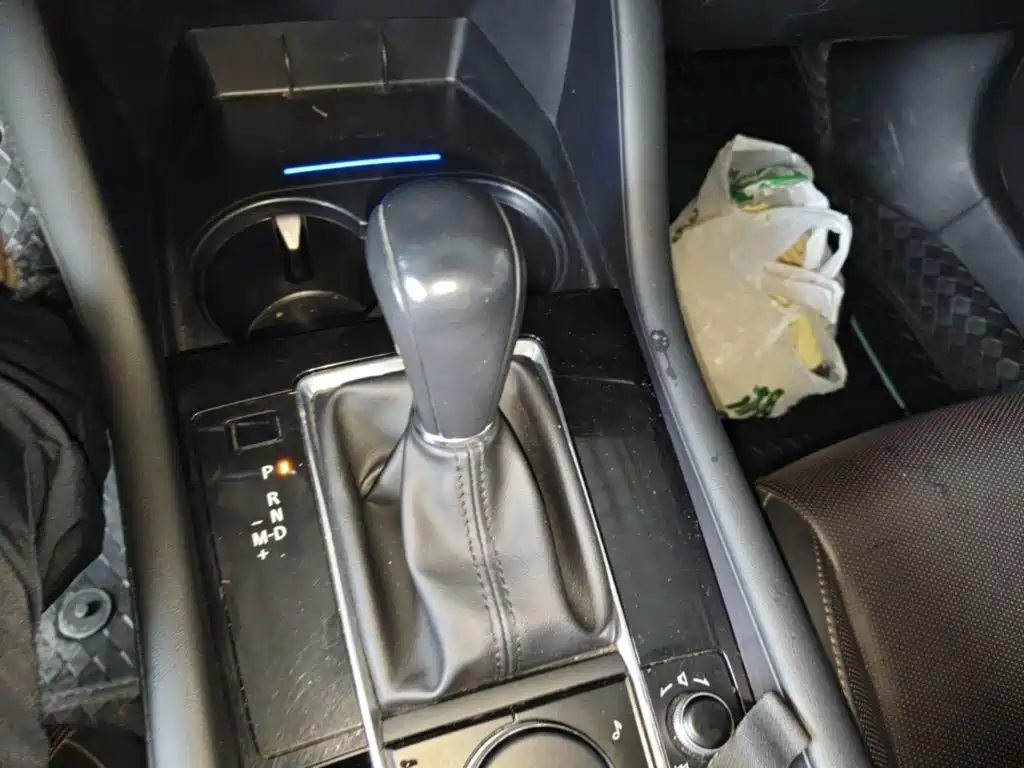 Mazda 3 Axela — миниатюра 14