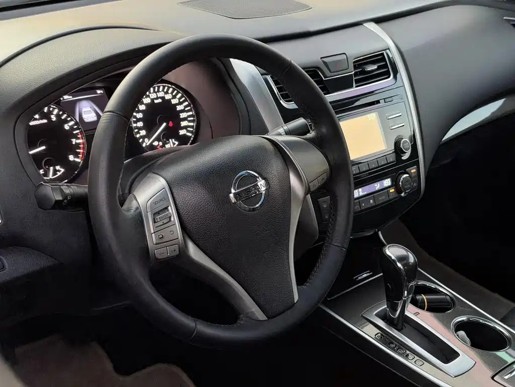 Nissan Teana — миниатюра 7