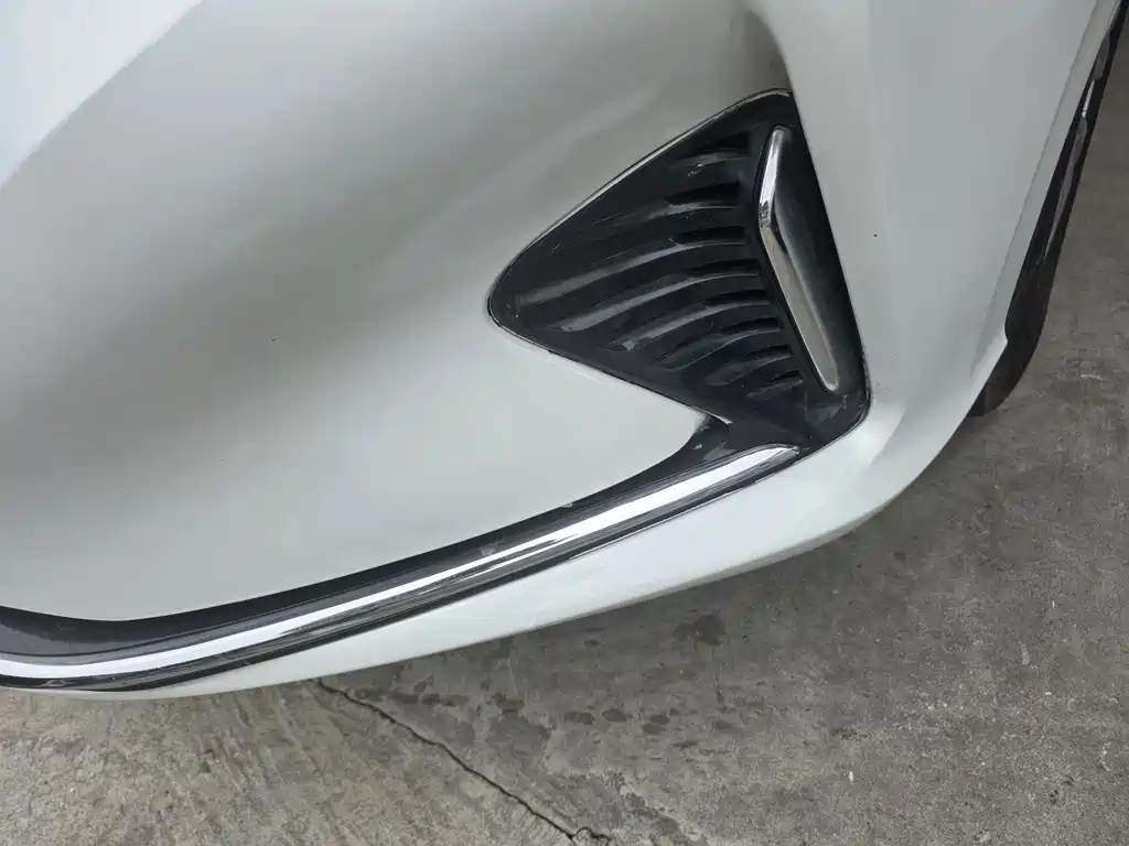 Changan Eado New Energy — миниатюра 2