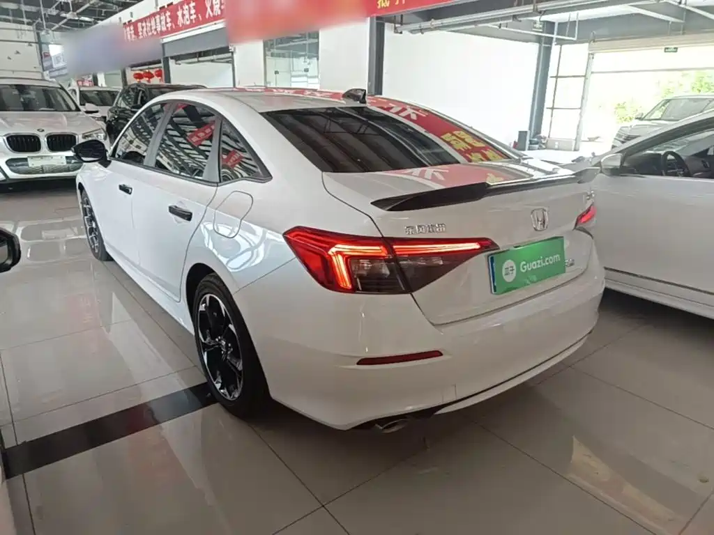 Honda Civic — миниатюра 5