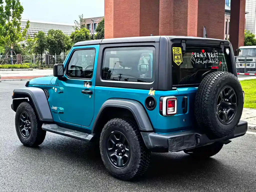 Jeep Wrangler — миниатюра 8