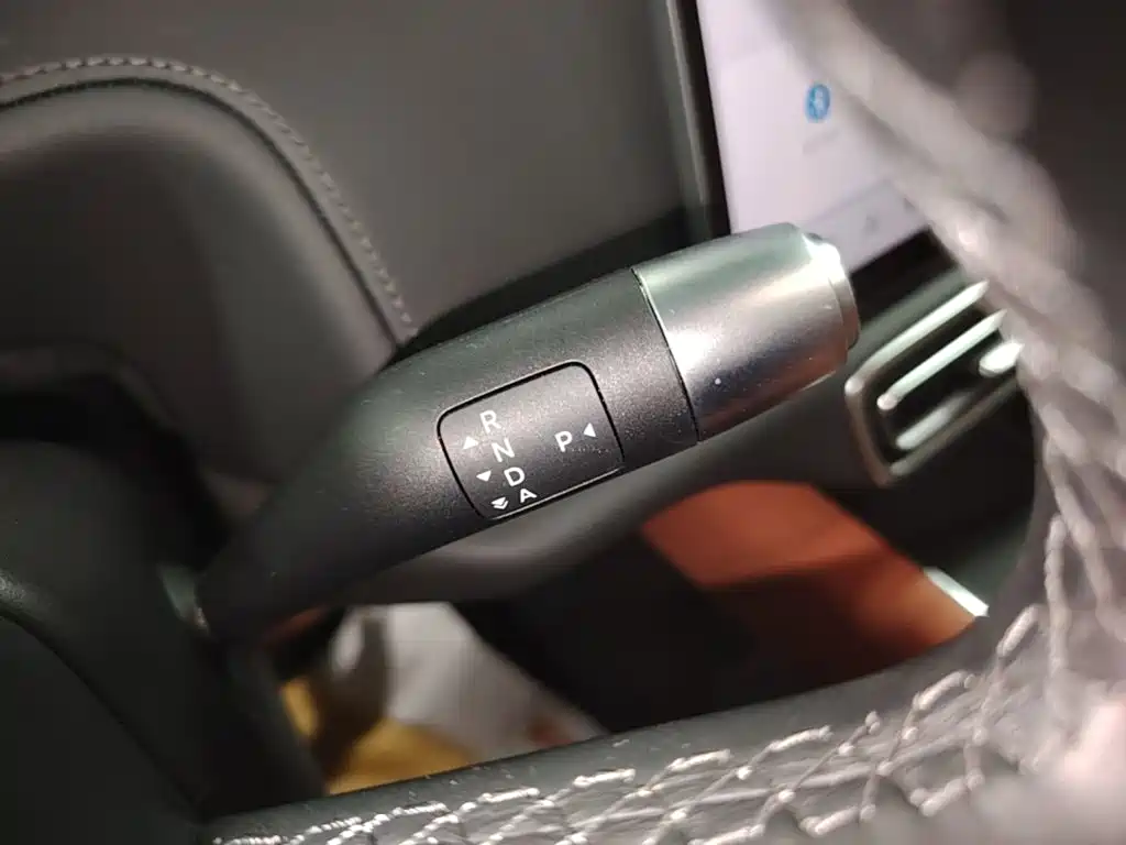 Li Auto Li L8 — миниатюра 14