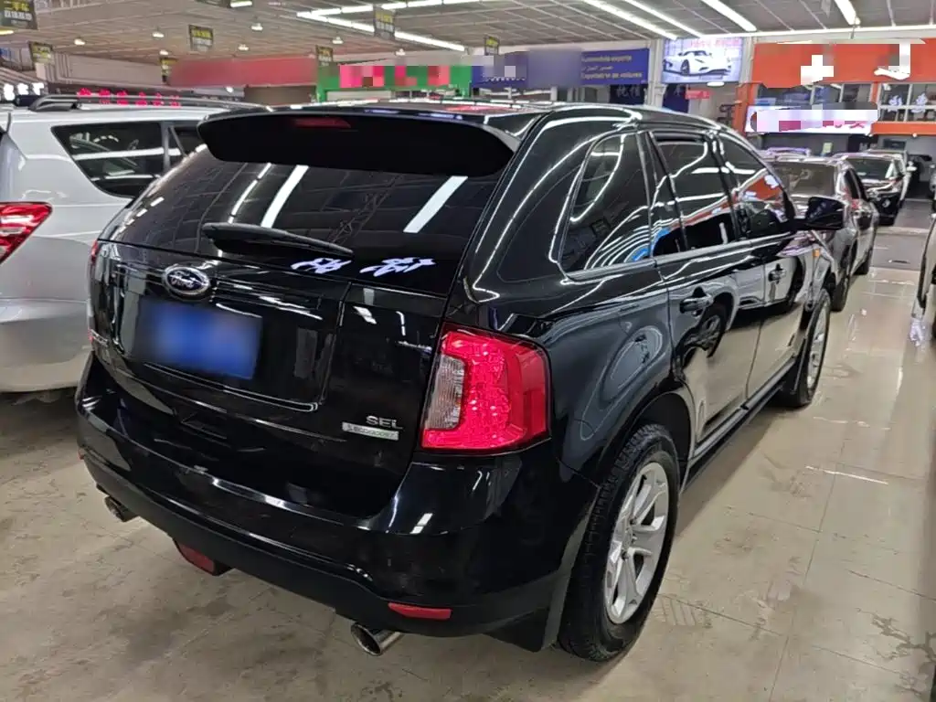 Ford Edge (Import) — миниатюра 7