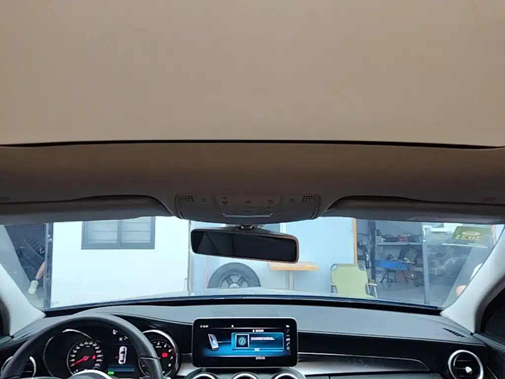 Mercedes-Benz C-Class — миниатюра 18