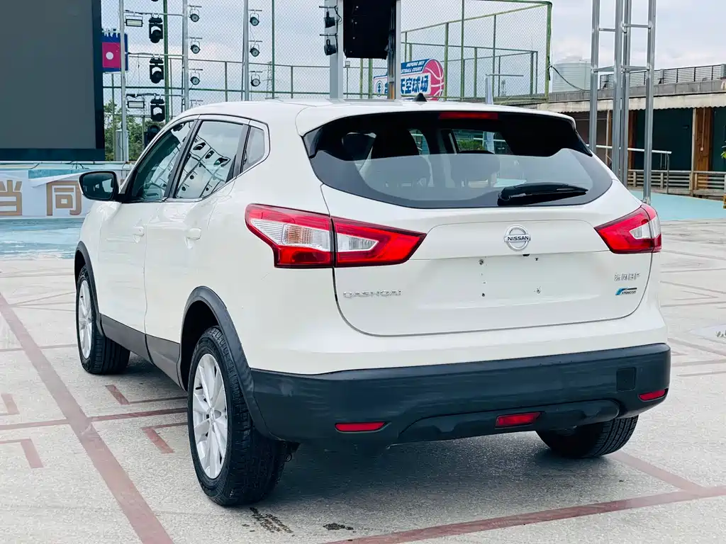 Nissan Qashqai — миниатюра 13