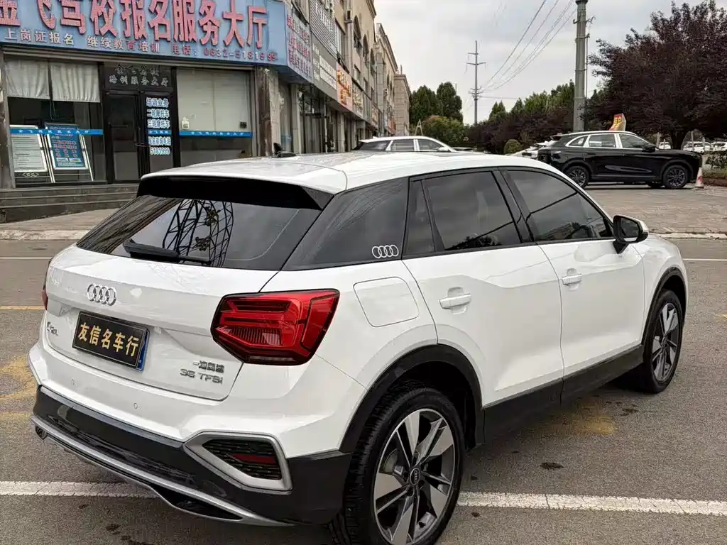 Audi Q2L — миниатюра 6