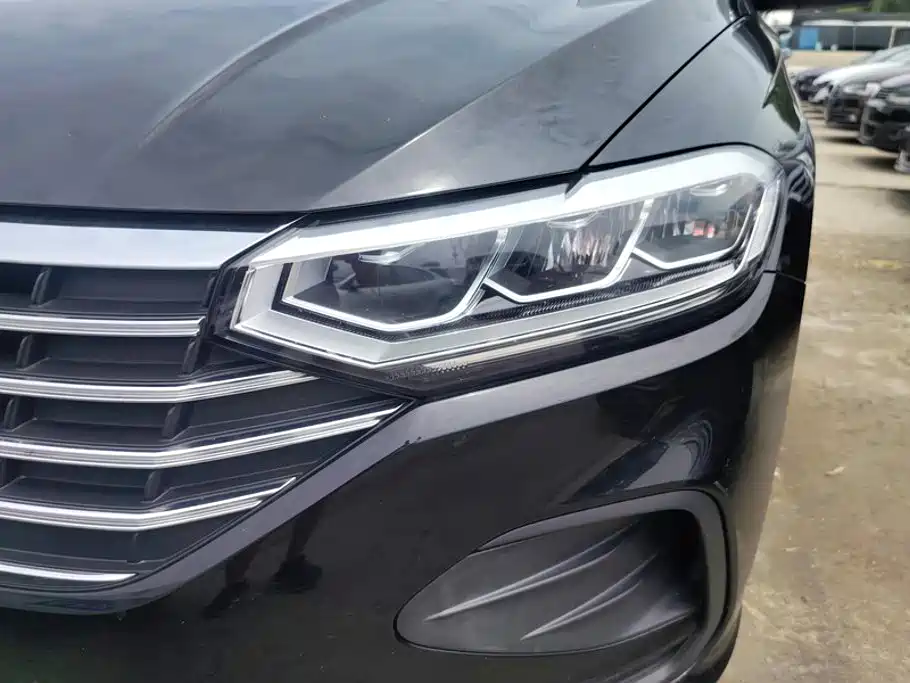 Volkswagen Lavida — миниатюра 5