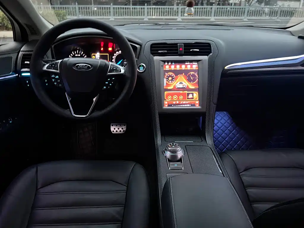 Ford Mondeo — миниатюра 11