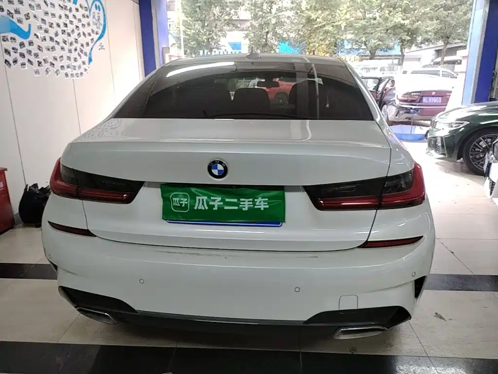 BMW 3 Series — миниатюра 6
