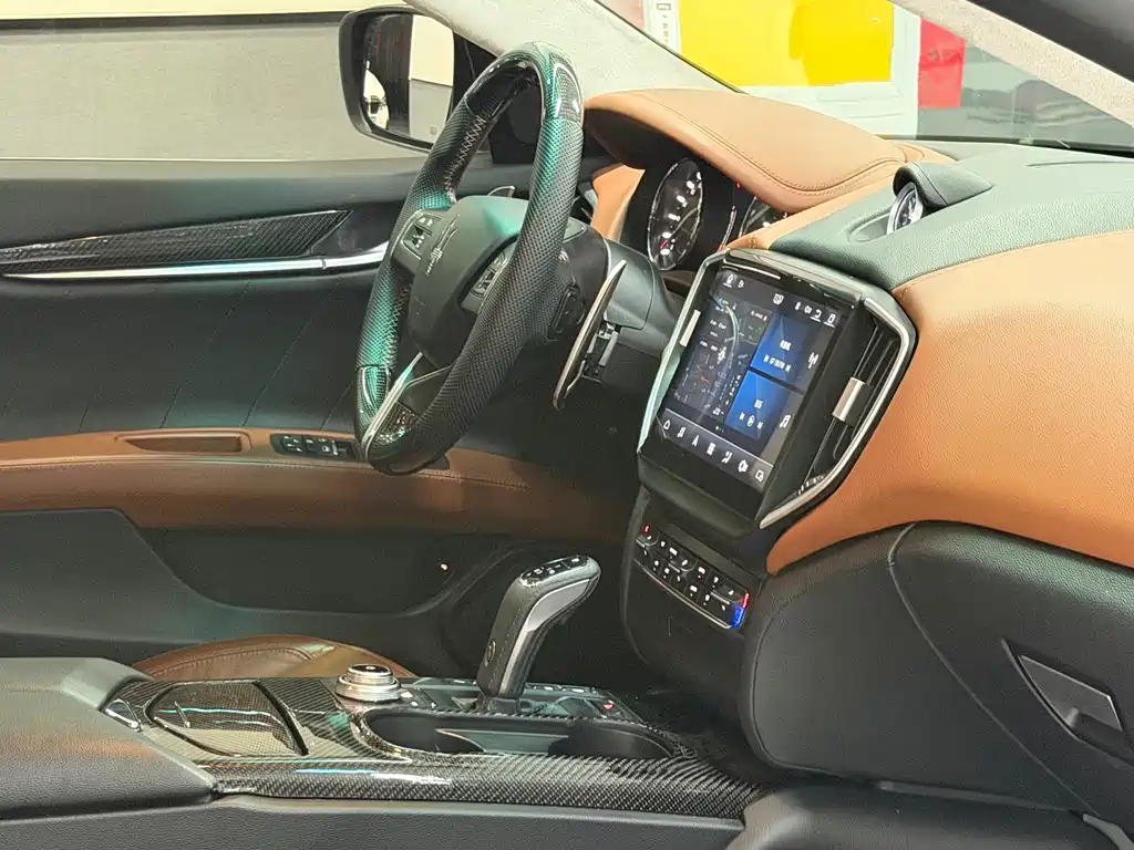 Maserati Ghibli 3.0T Standard Edition, фото 13