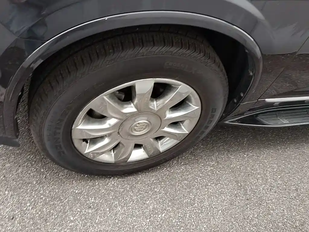 Buick Enclave — миниатюра 23