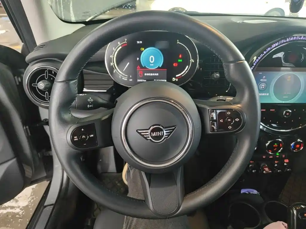 MINI Mini — миниатюра 11
