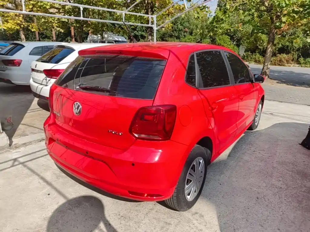 Volkswagen Polo — миниатюра 7