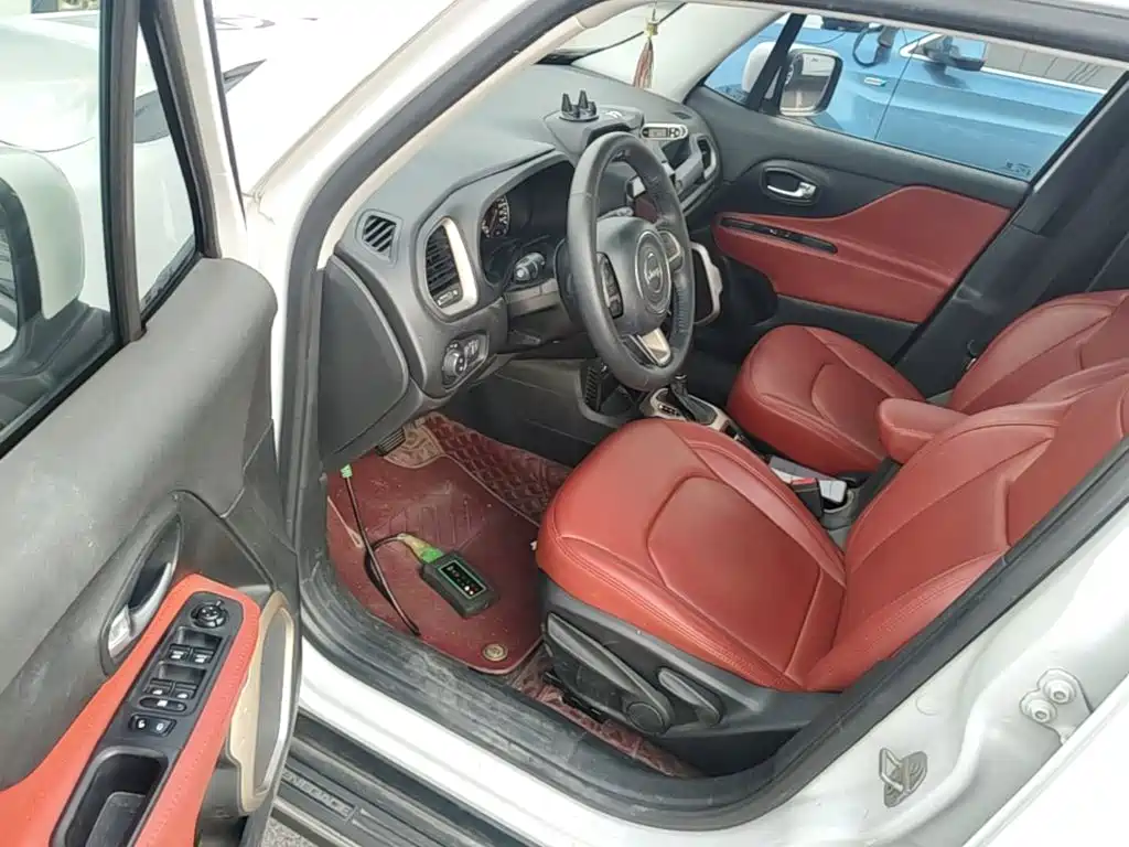 Jeep Renegade — миниатюра 16