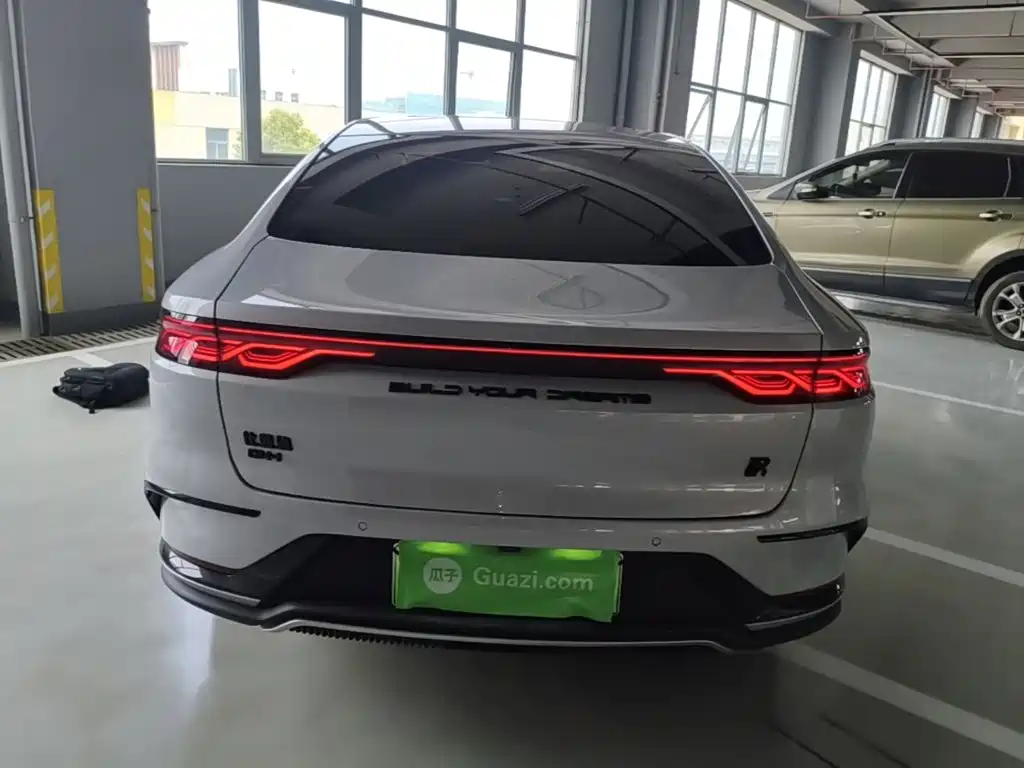 BYD Han — миниатюра 6