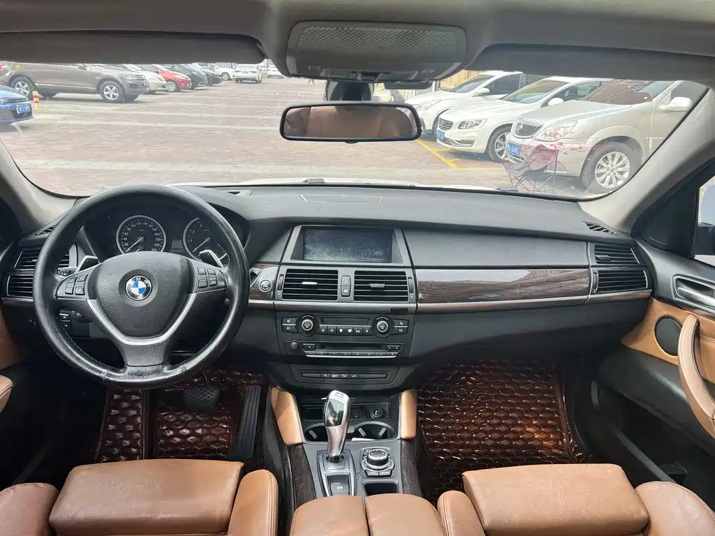 BMW X6 — миниатюра 16