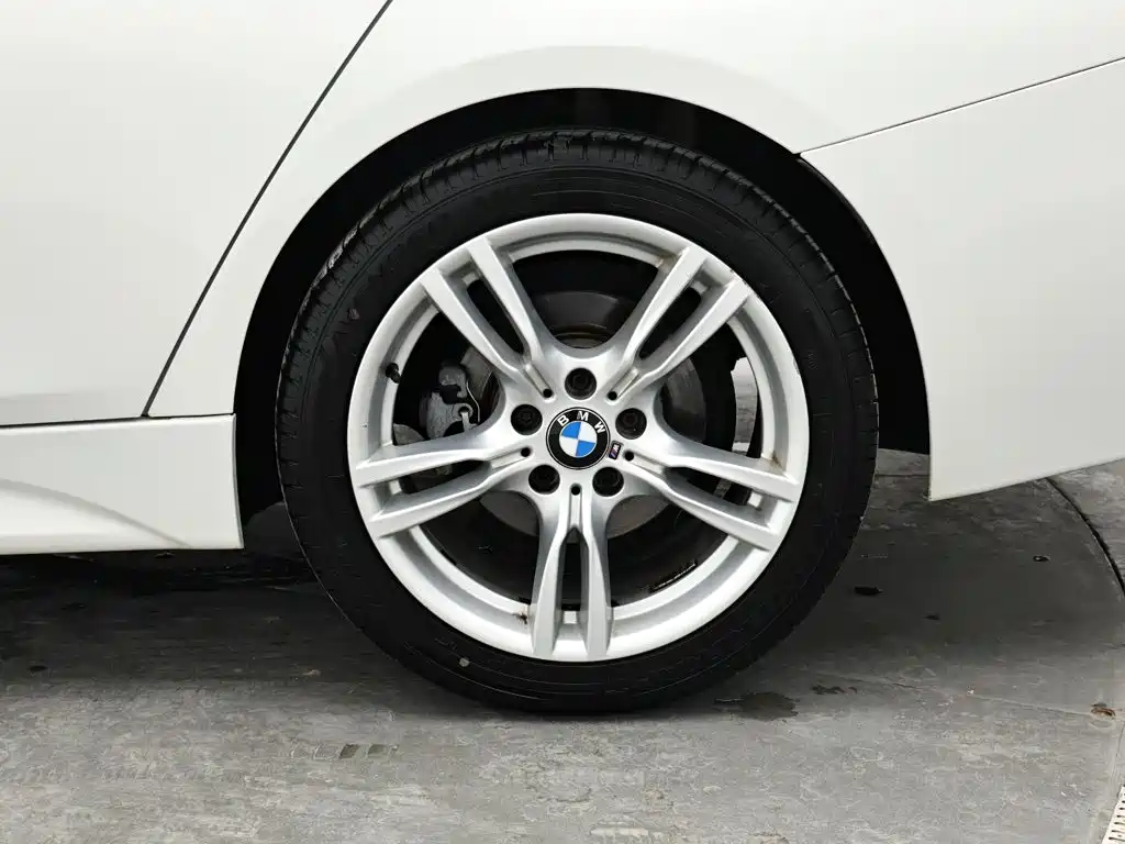 BMW 3 Series — миниатюра 9