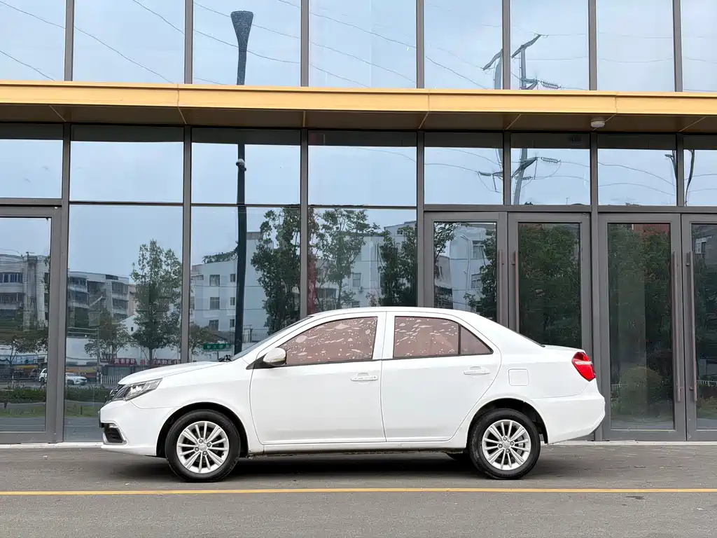 Geely King Kong — миниатюра 4