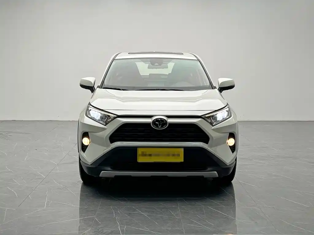 Toyota RAV4 — миниатюра 2