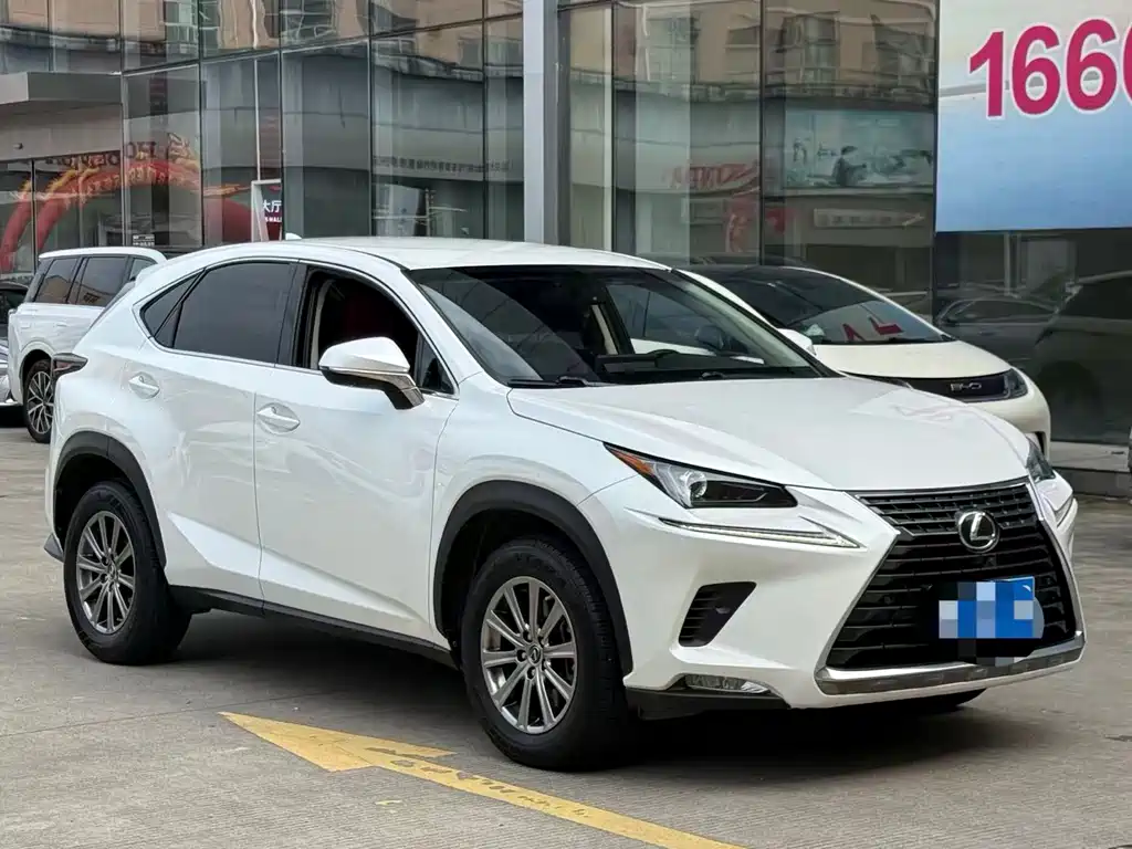 Купить Lexus NX