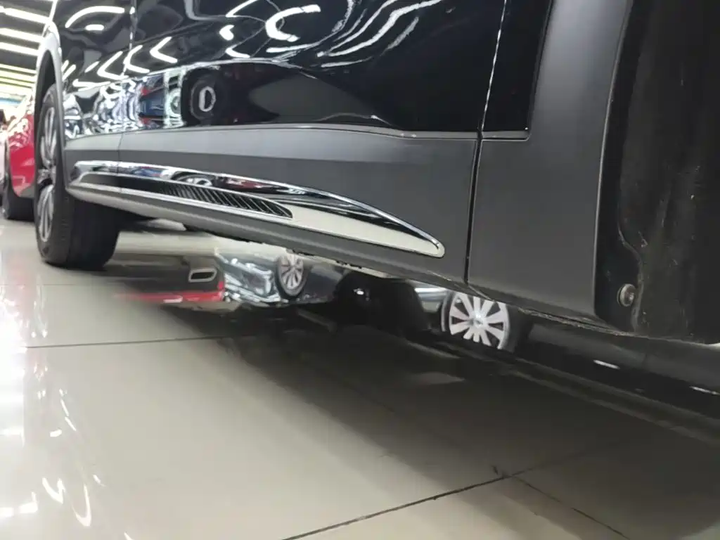 Hongqi Hongqi HS7 PHEV — миниатюра 21