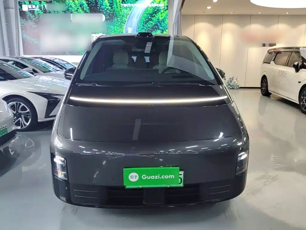 Li Auto MEGA 2024 Ultra