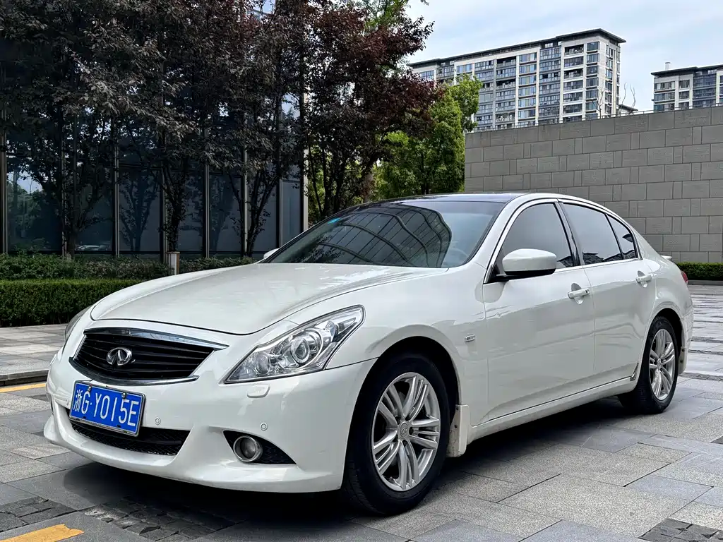 Infiniti G 2014