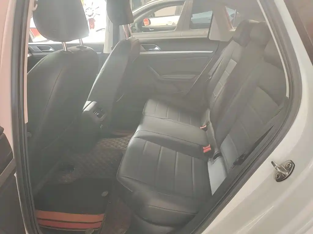 Volkswagen Lavida — миниатюра 17