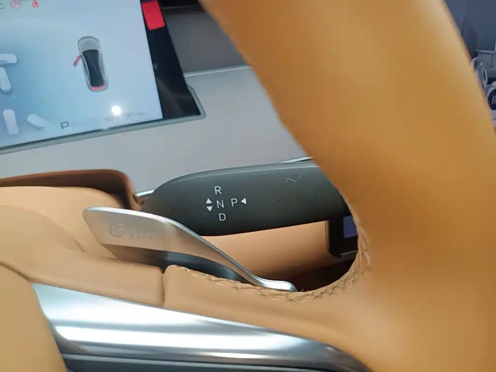 BYD Han L — миниатюра 14