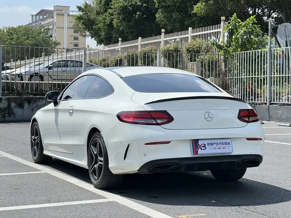 Mercedes-Benz C-Class (Import) — миниатюра 5
