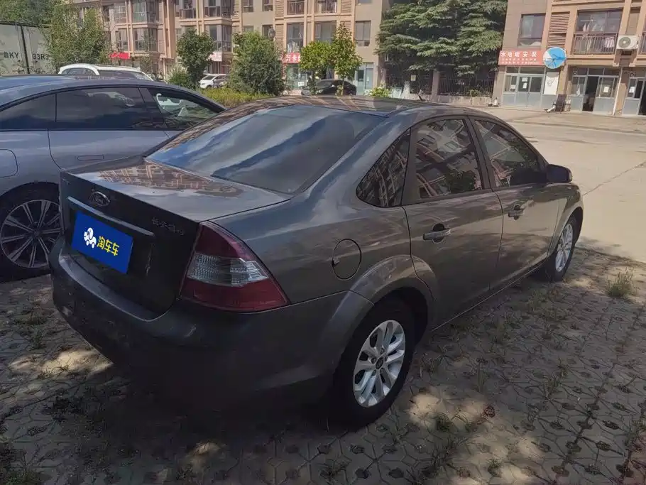 Ford Focus — миниатюра 3