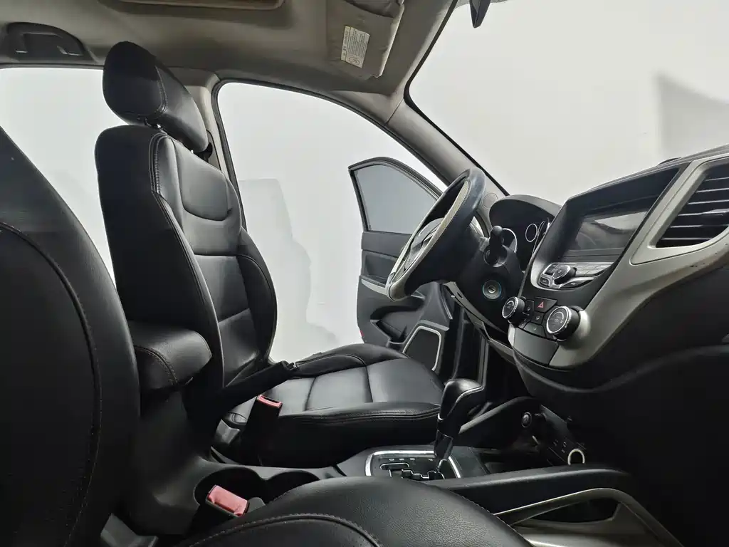 Changan CS35 — миниатюра 15