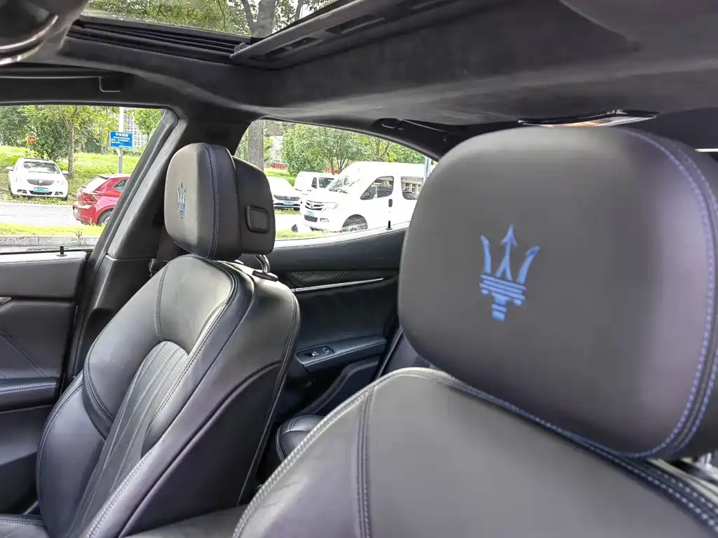 Maserati Ghibli — миниатюра 11