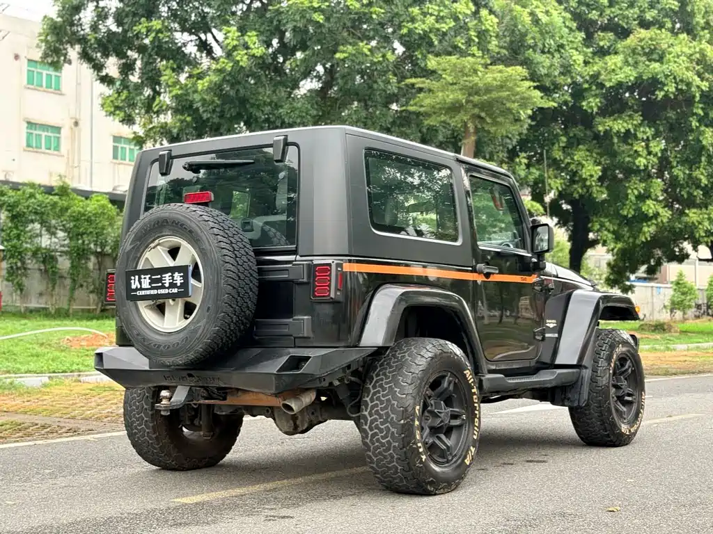 Jeep Wrangler — миниатюра 4