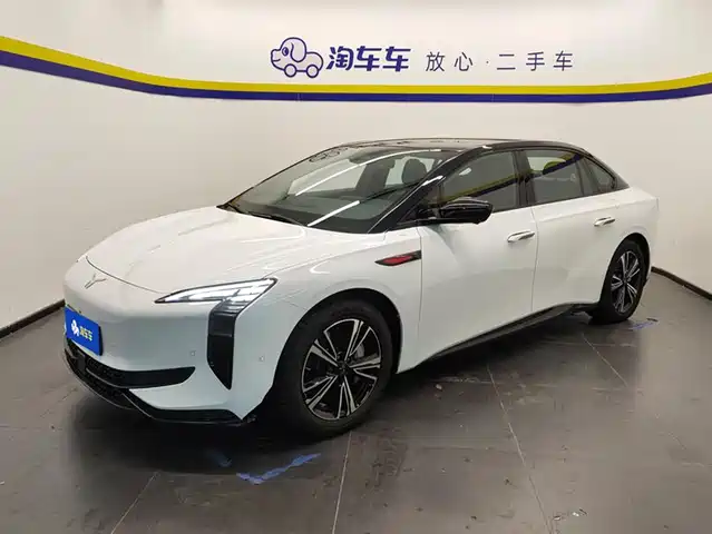 Hongqi HONGQI EH7 2024