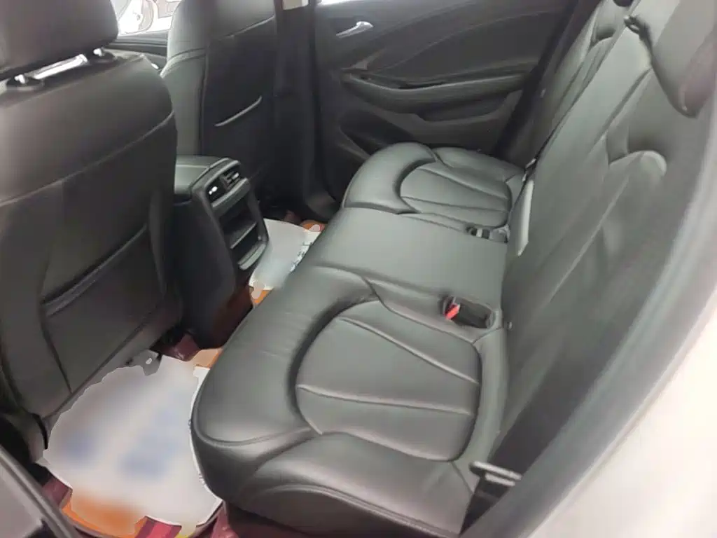 Buick Envision Plus — миниатюра 17
