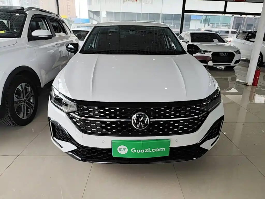 Volkswagen Lavida — миниатюра 3