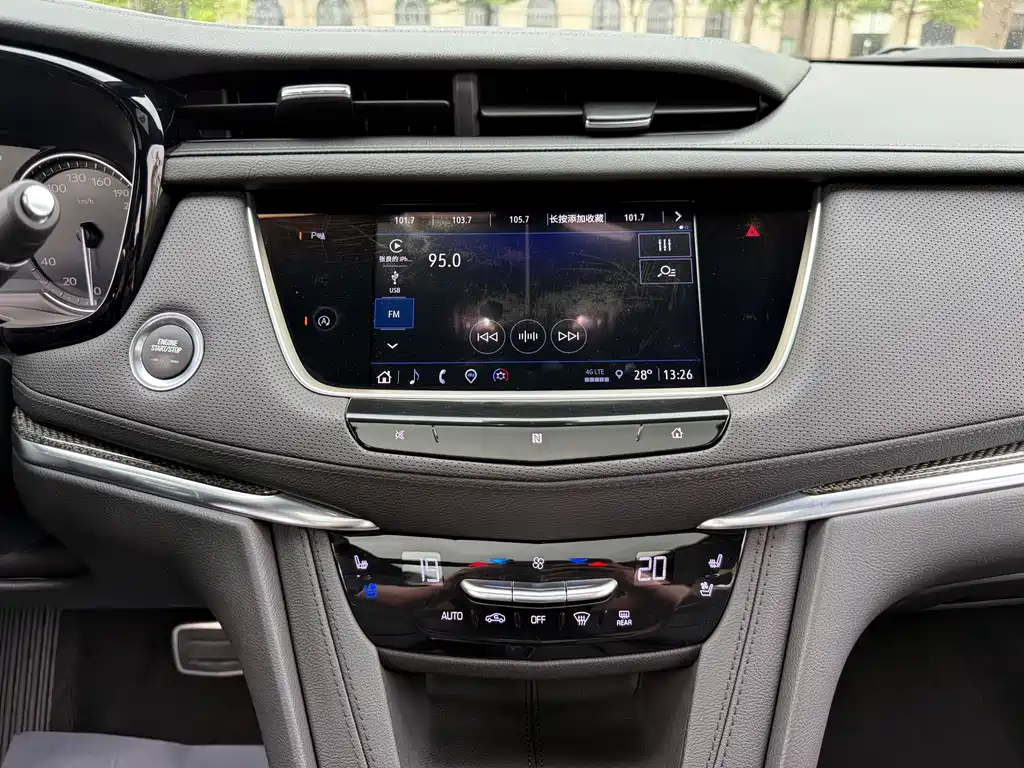Cadillac XT5 — миниатюра 16
