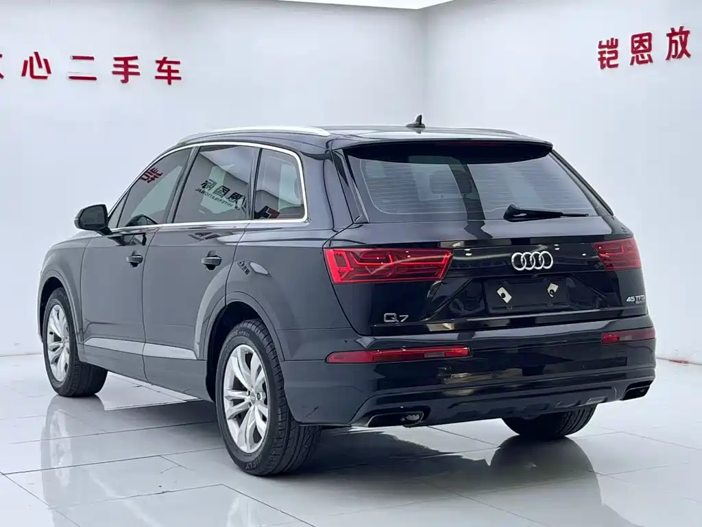 Audi Q7 — миниатюра 23