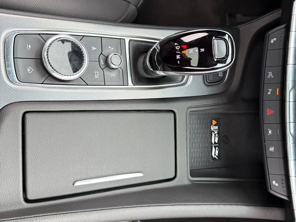 Cadillac CT5 — миниатюра 12